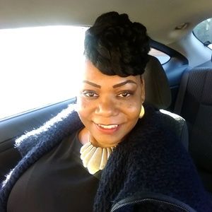 Meet your Posher, Brenda